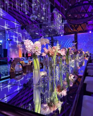 Candela…Where Events Meet Magic…🧚🏼‍♀️ Pt. 1
@ninabrackerevents 

Lighting & Entertainment:
@theoneupgroup

Floral & decor:
@creativefloraldirector_bw 

#eventspace #losangeles #immersiveevent #avvenue #mitzvah #wedding #social #privateevents #corporateevents #immersiveexperience #midcity #projectionmapping #corporate #venue #venuedecor #eventvenue