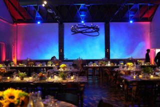 From intimate gatherings to grand celebrations, our space can accommodate all your needs! 🌻 
•
• 
@bigsundayorg 
📸 @raldez 

#event #losangeles #immersiveexperience #avvenue #mitzvah #weddingideas #midcity #corporate #privateevents #eventvenue #venue #eventspace #venuedecor #projectionmapping
