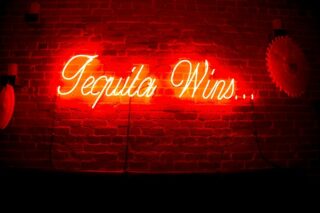 Friendly Reminder 👀 Join us THIS Friday! If you've missed Candela's tacos, this is your chance to get your hands on some!! 

📍 Candela La Brea
⏰ Doors Open at 4PM 
🌮 Taco Bar 4 - 11PM 
🎟️ https://linktr.ee/candelalabrea 

#cincodemayo #event #losangeles #immersiveexperience #cincodedrinko #avvenue #mitzvah #weddingideas #midcity #corporate #privateevents #eventvenue #venue #eventspace #venuedecor #projectionmapping